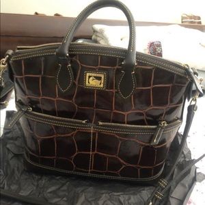 Dooney & Bourke